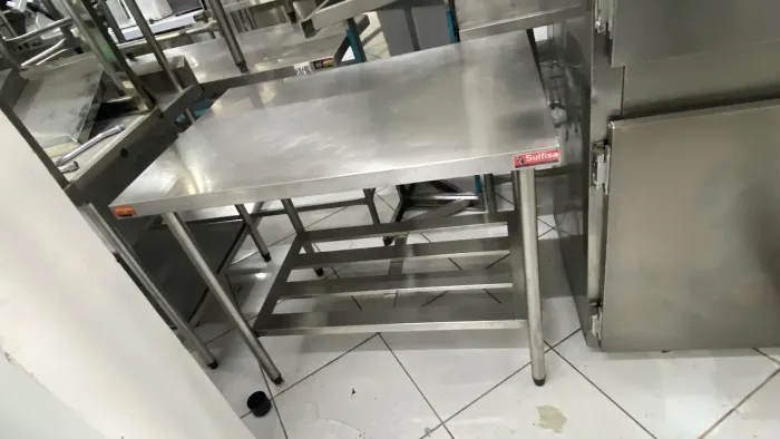 Mesa de inox 304