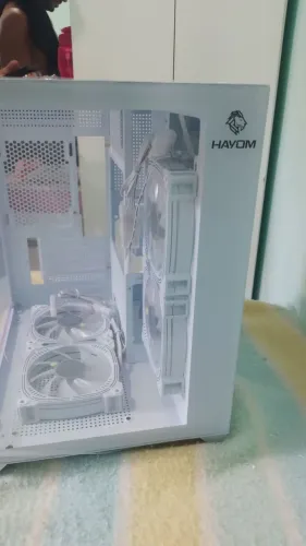 Gabinete gamer hayom