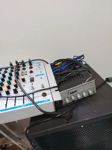 Vendo caixa de som 