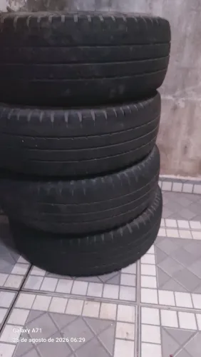 Pneu goodyear 195/70/15 pra hynday hr