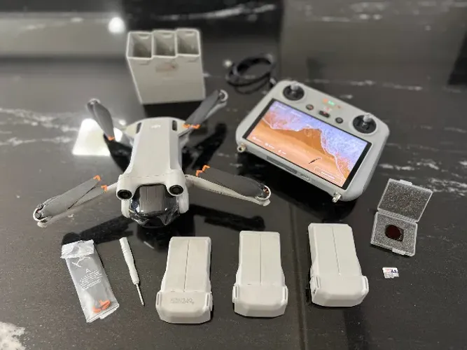 Drone DJI Mini 3 Pro Combo Fly More + Filtro ND + Case Rígida