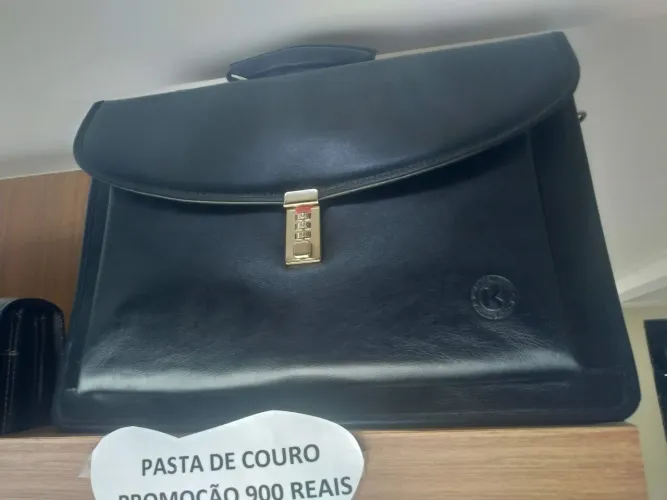 Pasta executiva de couro