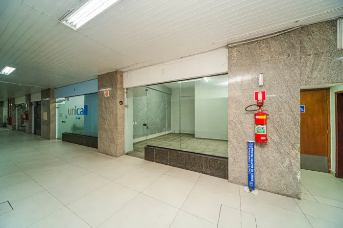 Sala com 50 m² no Centro para venda e locação