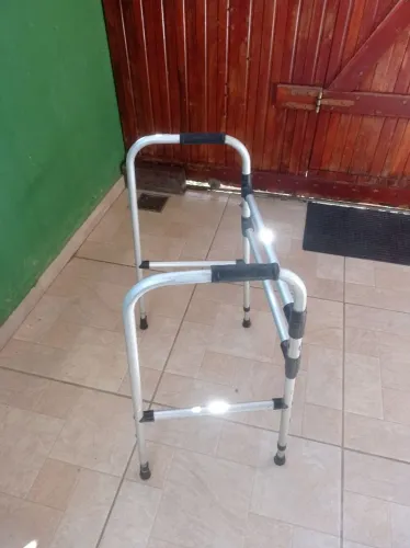 Andador portátil