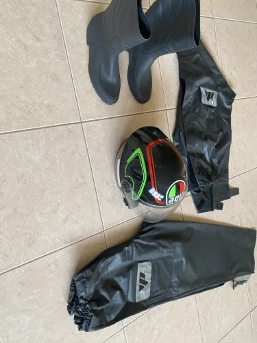 Vendo kit motociclista