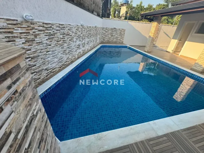 Casa em Rua das Macuibas - Gaivota (Praia) - Itanhaém/SP