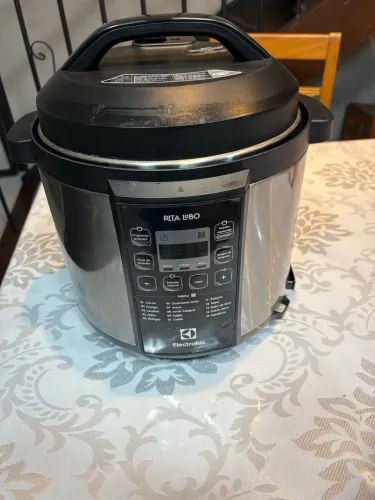 Panela de Pressão elétrica Electrolux