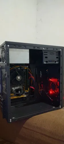 PC Xeon 4/4 + 12GB RAM + SSD 120GB | B75 | R$550