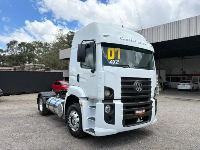 Volkswagen VW 19.320, Teto Alto, 4x2.