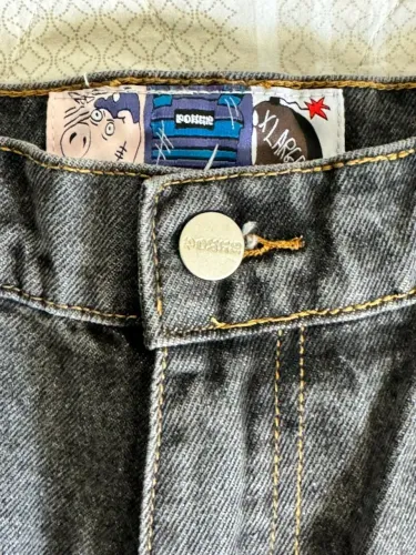 Jorts Poser