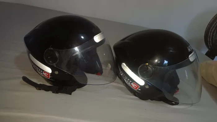 Capacete 2 unidades por R$100,00