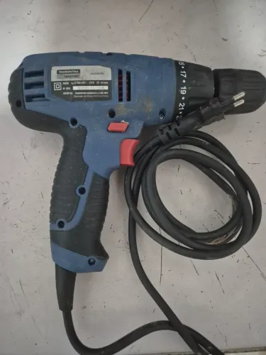 Parafusadeira/furadeira elétrica 110v Tremontina