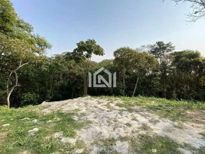 Lote à venda no condomínio Reserva do Moinho