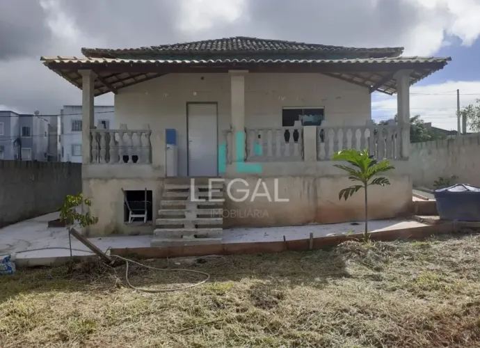 Imóvel para aluguel possui 100 metros quadrados com 3 quartos em Maria Turri - Rio das Ost