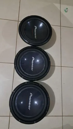 3 unidades cara preta tocando perfeitamente valor 650$ os três *