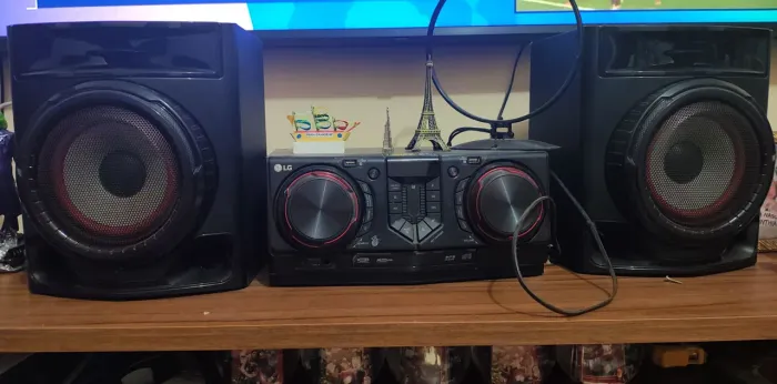 Som LG 440 wts