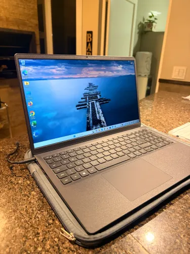 Notebook Intel Core i7 11ª Geração | 16 GB RAM | SSD 512 GB | Excelente Estado