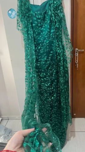 Vestido de festa verde esmeralda