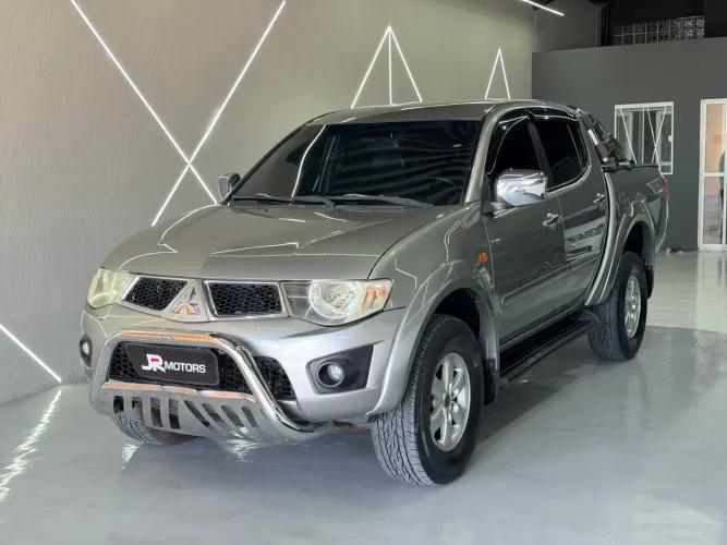 Mitsubishi L200 Triton HPE 3.2 CD TB Int.diesel AUT 2012