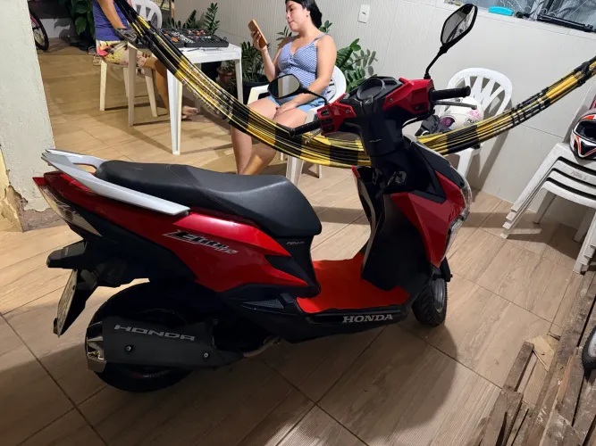 Elite 125 novinha