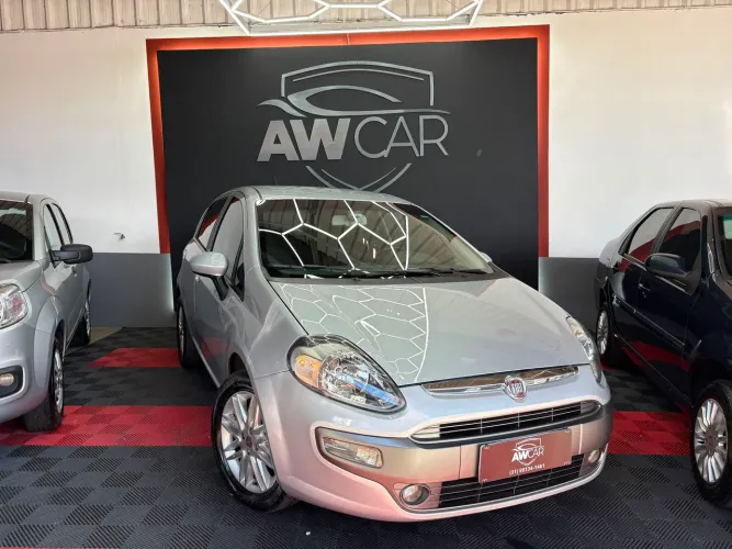 Fiat Punto Essence 1.6 Flex 16V 5P 2013