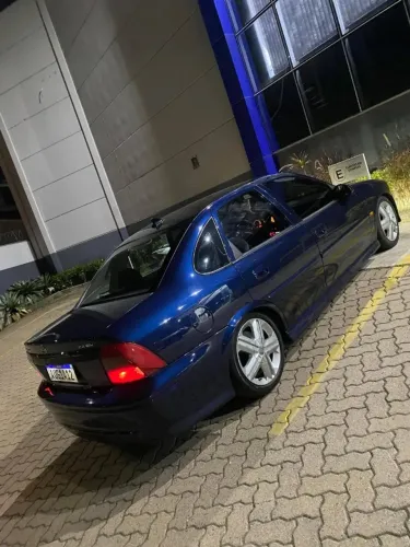 Chevrolet Vectra CD 2.2 16V / 2.0 16V Mec./aut. 2000