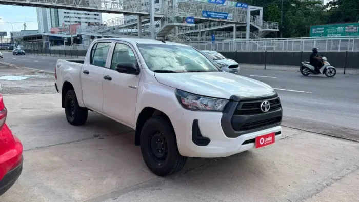 Toyota Hilux CD SR 4X4 2.8 TDI Diesel Aut. 2024