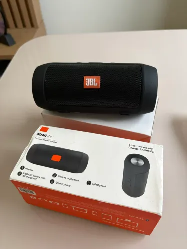 Caixinha JBL