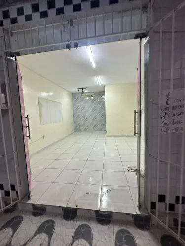 Sala Comercial nos Bancários com 22m2 e ótima localização.