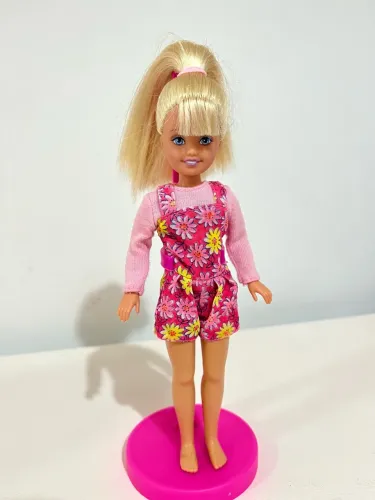 Boneca Barbie Stacie Flashlight Fun