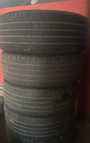 Vendo Pneu Aro 15