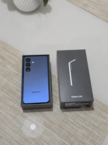 Galaxy S25 Normal 256Gb (impecável)