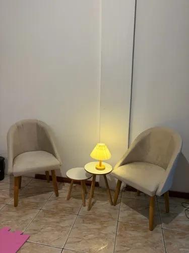 Consultório mobiliado em Alcântara, sublocação por hora, a partir de vinte reais.