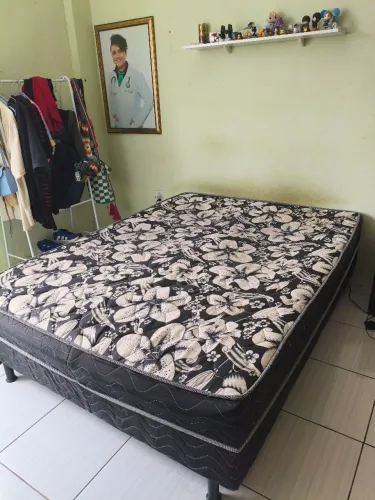 Vendo CAMA CASAL