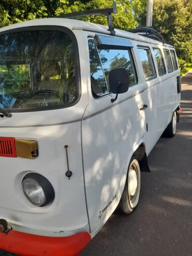 Volkswagen Kombi Standard/ Luxo/ Serie Prata 1994