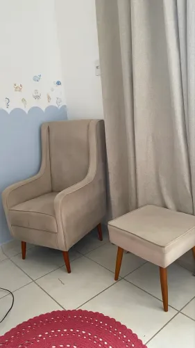 Poltrona de Amamentação 