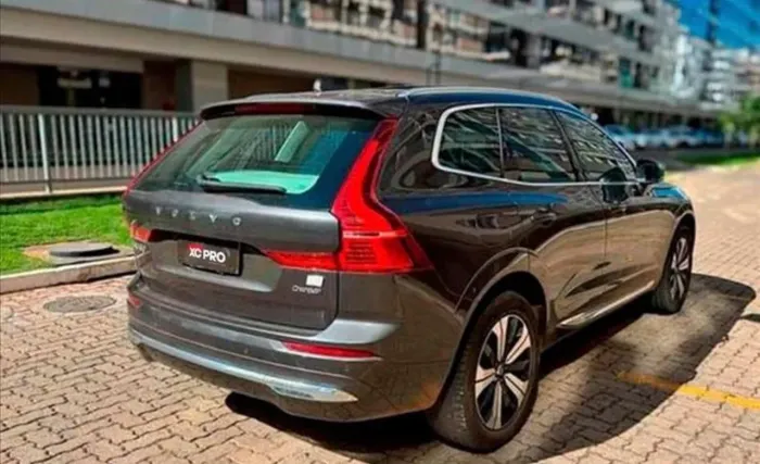 Volvo XC-60 T-8 Plus 2.0 AWD (híbrido) 2024