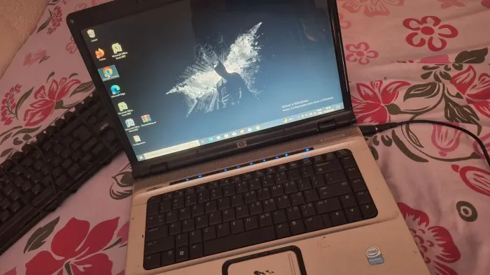 Notebook HP para uso ou retirada de peças.