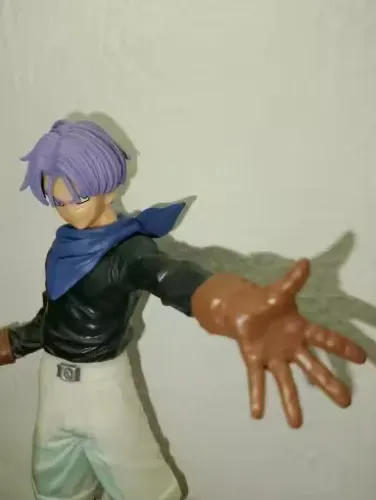 Trunks dragon ball GT cabelo roxo novo