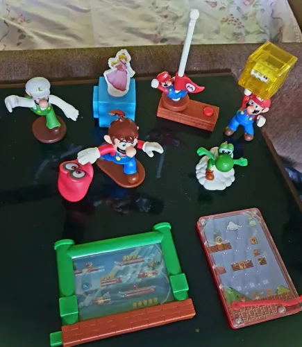 Coleção Super Mario Mc Donalds 2018 com 8 brinquedos