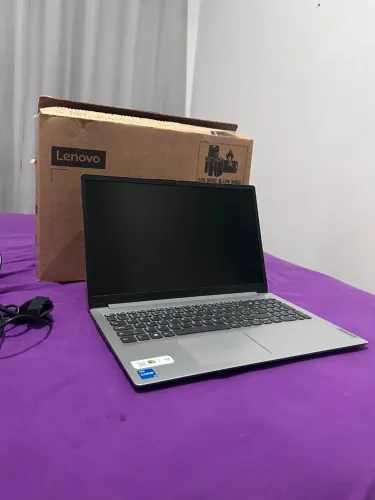 Notebook Lenovo IdeaPad 3 | Intel Core i5 12ª Geração | SSD 512GB | 8GB RAM