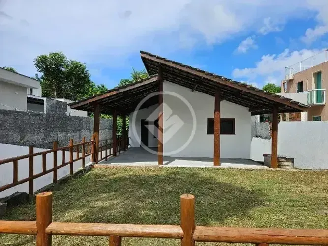 CASA EM CONDOMINIO 4/4 BARRA DE JACUIPE codigo: 340759