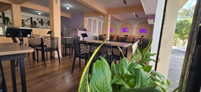 Passo ponto comercial - restaurante, bar, cafeteria, sorveteria .... 