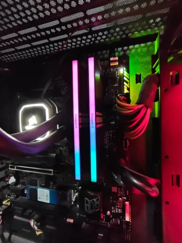 16GB (2 x 8GB) 3600 Mhz Memória ram DDR4 Asgard ARGB em perfeito estado, parcelo no cartão