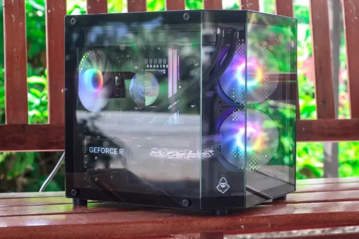 i5 14400F - 16GB - RTX 5060Ti
