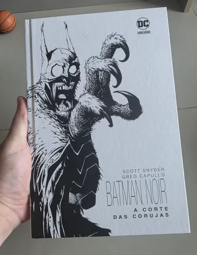 Batman Noir Corte das Corujas