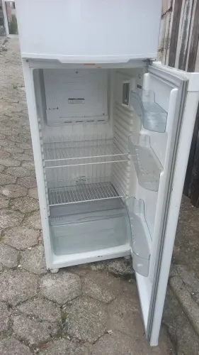 Jeladeira cônsul jelo seco 390 litros