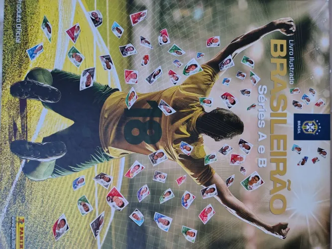 Album de figurinhas Brasileirão 2018 quase todo completo