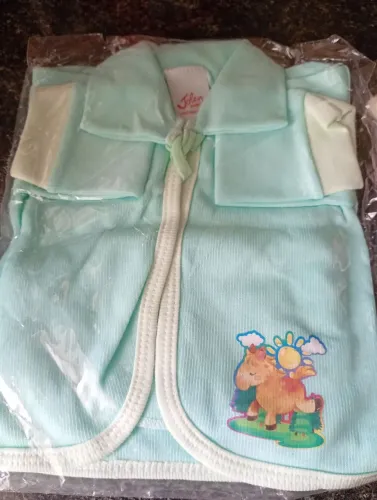 Roupa de bebê recém nascido 