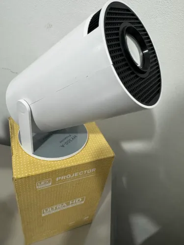 Projetor HY300-A com Android